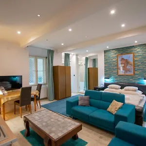 https://littlepanther-budapest.inbudapesthotels.com